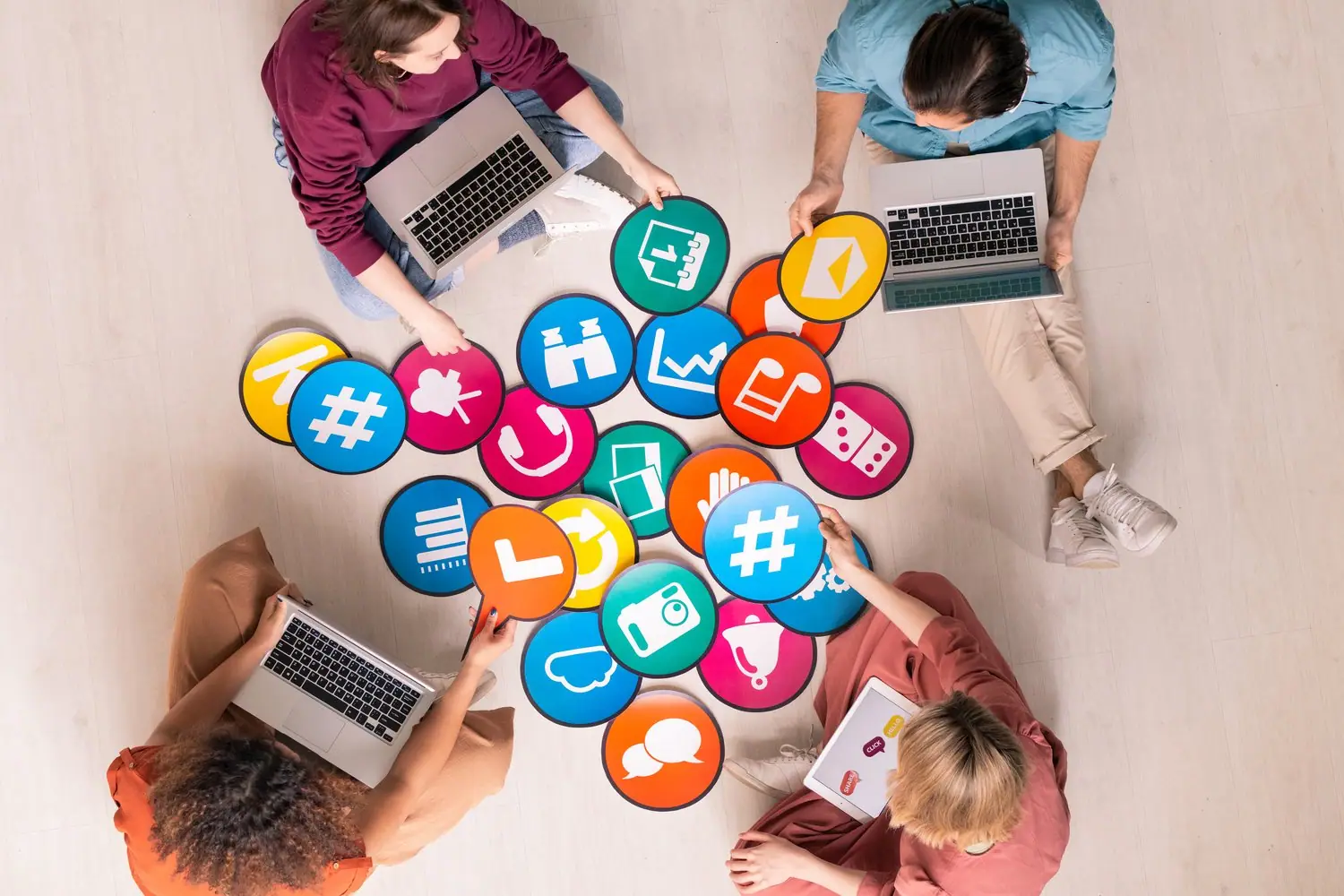 Social Media Policy: tworzenie wytycznych dla firm