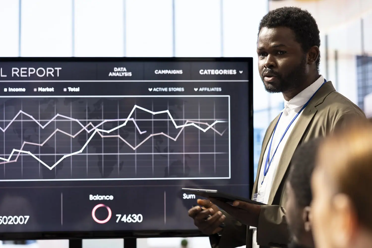 AI w predykcji trendów rynkowych: analiza big data