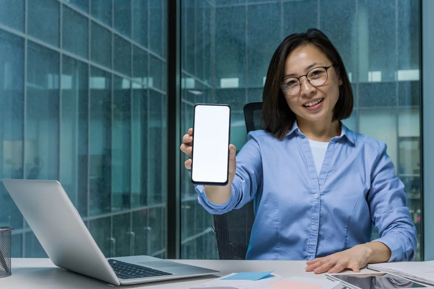 Mobile-first SEO: optymalizacja pod urządzenia mobilne